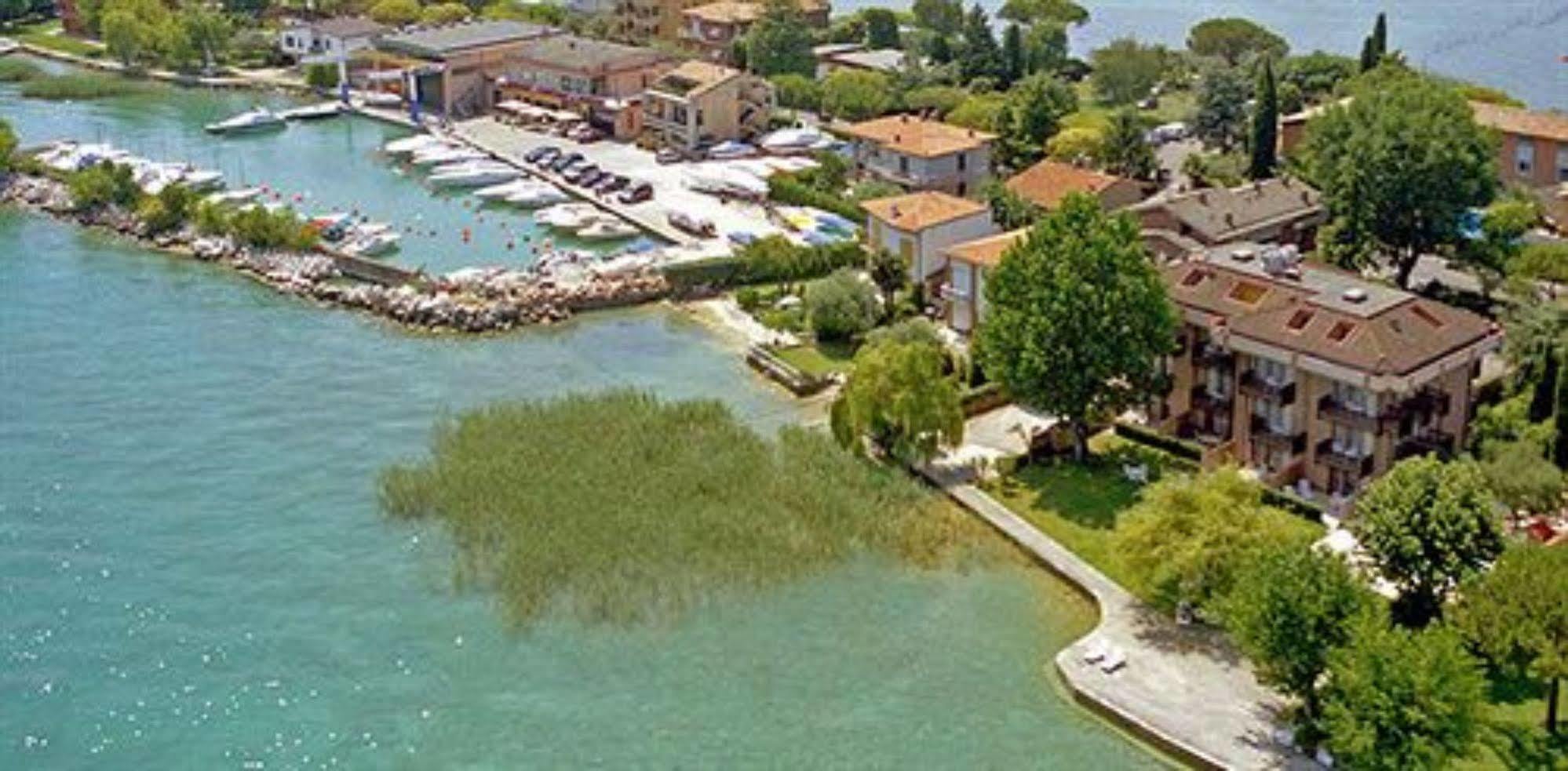 Hotel Smeraldo Sirmione Extérieur photo